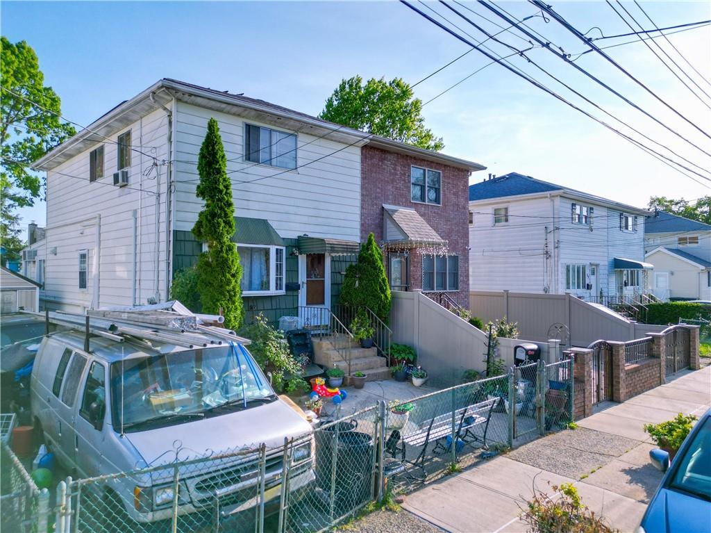 18 Downey Place Mariner's Harbor Staten Island NY 10303