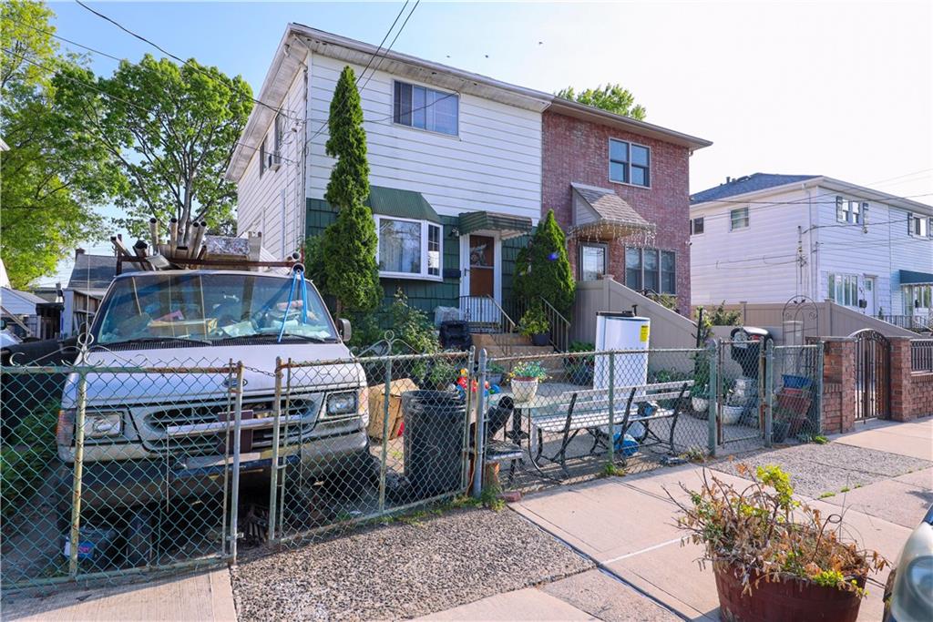 18 Downey Place Mariner's Harbor Staten Island NY 10303