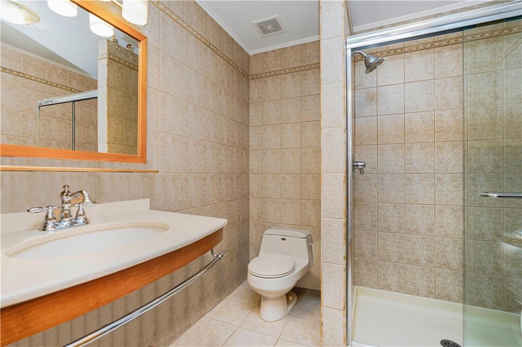 25 Legion Place Arrochar Staten Island NY 10305