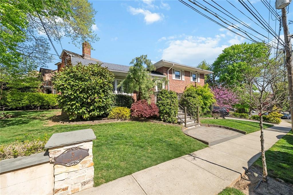3 Silver Lake Road Tompkinsville Staten Island NY 10301