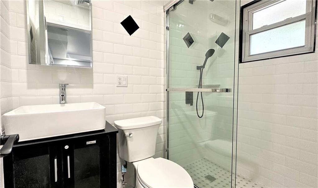 157-27 19th Avenue Whitestone Queens NY 11357