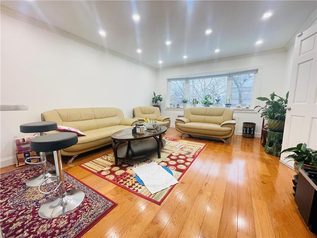 124 Dutchess Avenue Todt Hill Brooklyn NY 10304