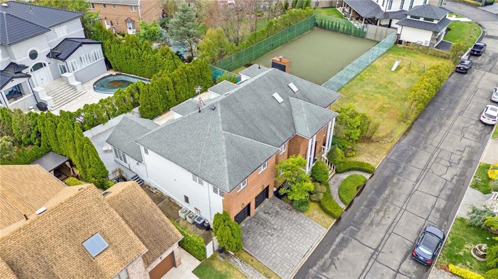 16 Nicolosi Loop Annadale Staten Island NY 10312
