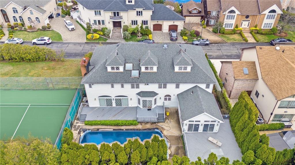 16 Nicolosi Loop Annadale Staten Island NY 10312