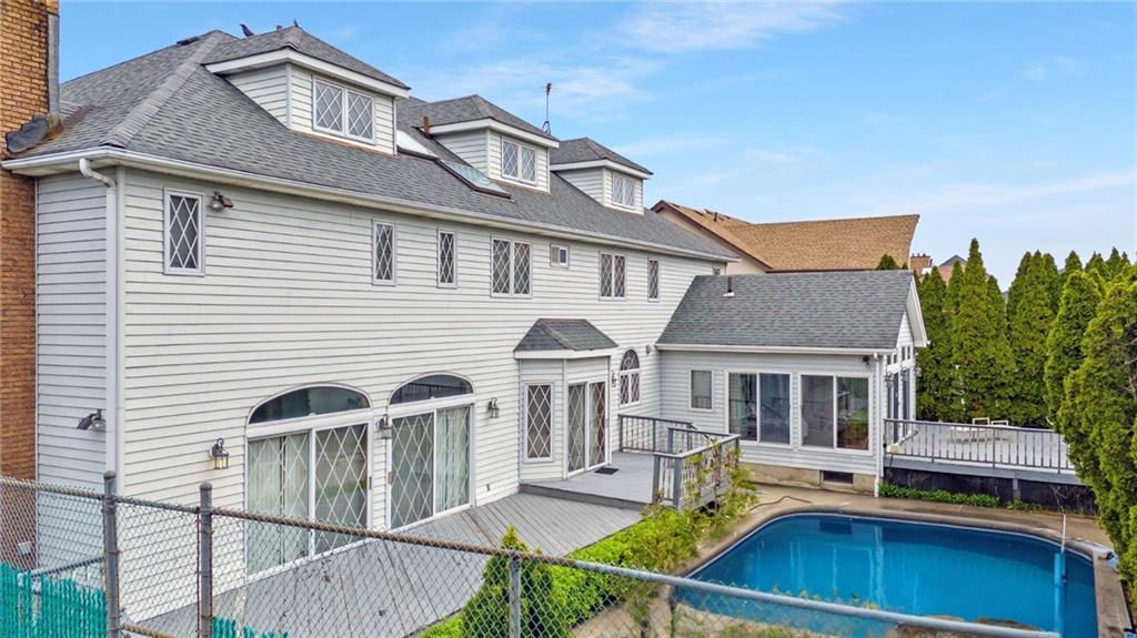 16 Nicolosi Loop Annadale Staten Island NY 10312