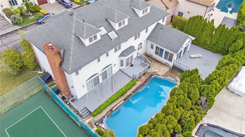 16 Nicolosi Loop Annadale Staten Island NY 10312