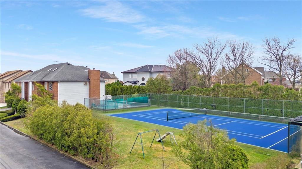 16 Nicolosi Loop Annadale Staten Island NY 10312