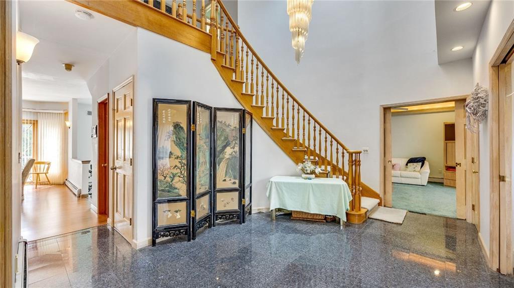 16 Nicolosi Loop Annadale Staten Island NY 10312