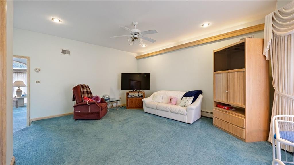 16 Nicolosi Loop Annadale Staten Island NY 10312