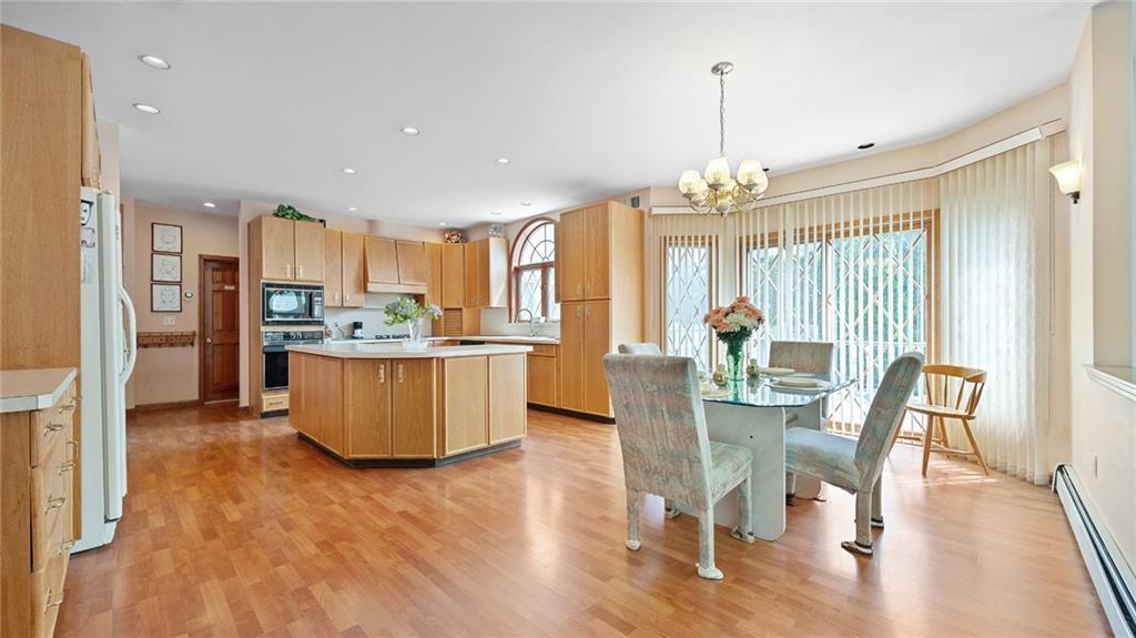 16 Nicolosi Loop Annadale Staten Island NY 10312