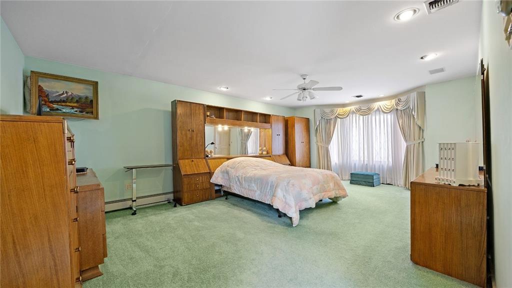 16 Nicolosi Loop Annadale Staten Island NY 10312