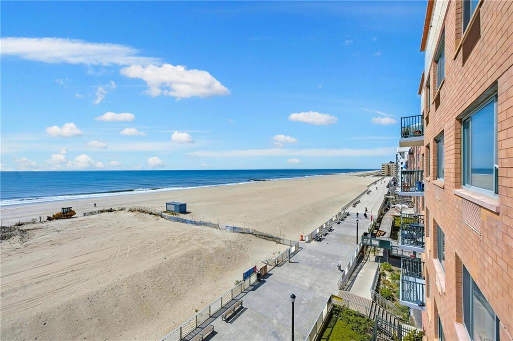 136 Beach 117th Street Rockaway Park Rockaway Park NY 11694