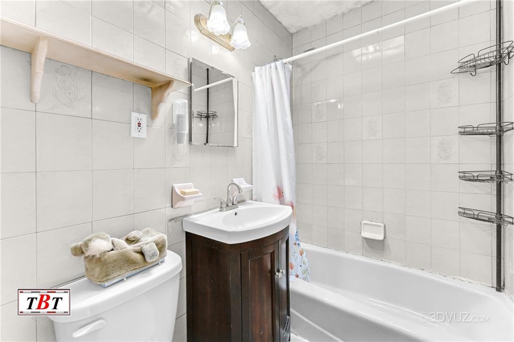 2052 East 28th Street Madison Brooklyn NY 11229