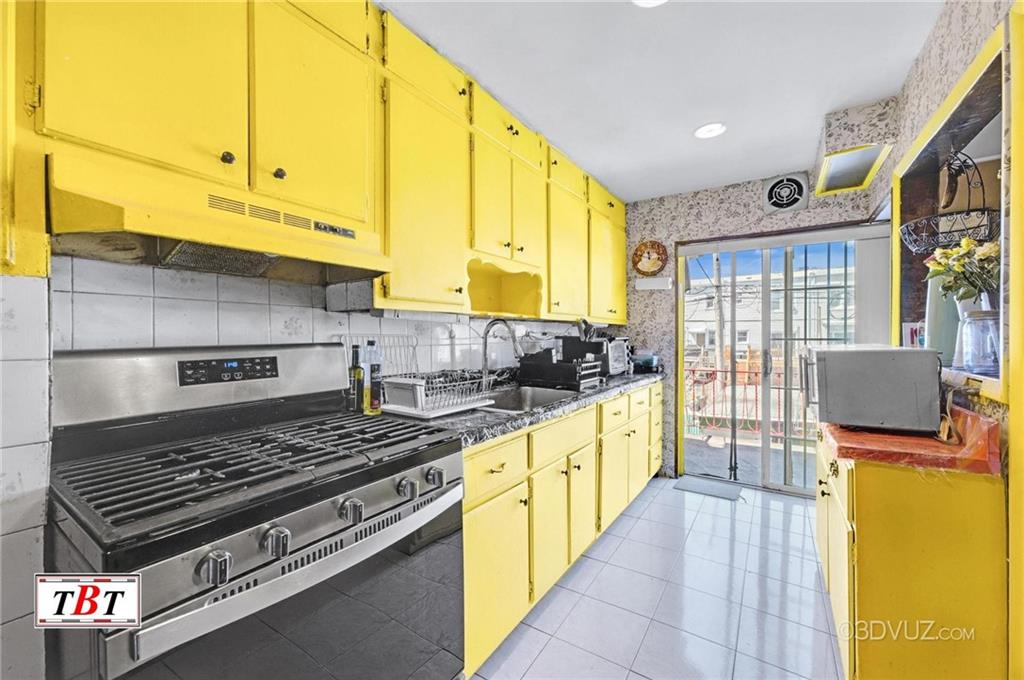 2052 East 28th Street Madison Brooklyn NY 11229