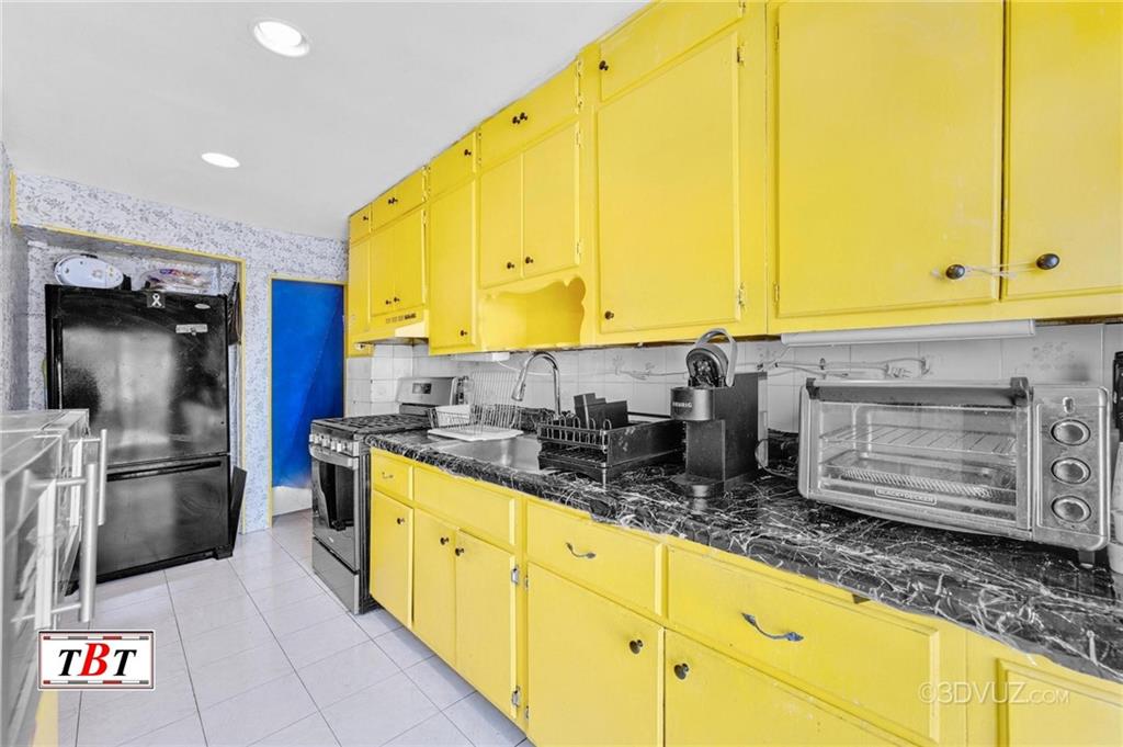 2052 East 28th Street Madison Brooklyn NY 11229