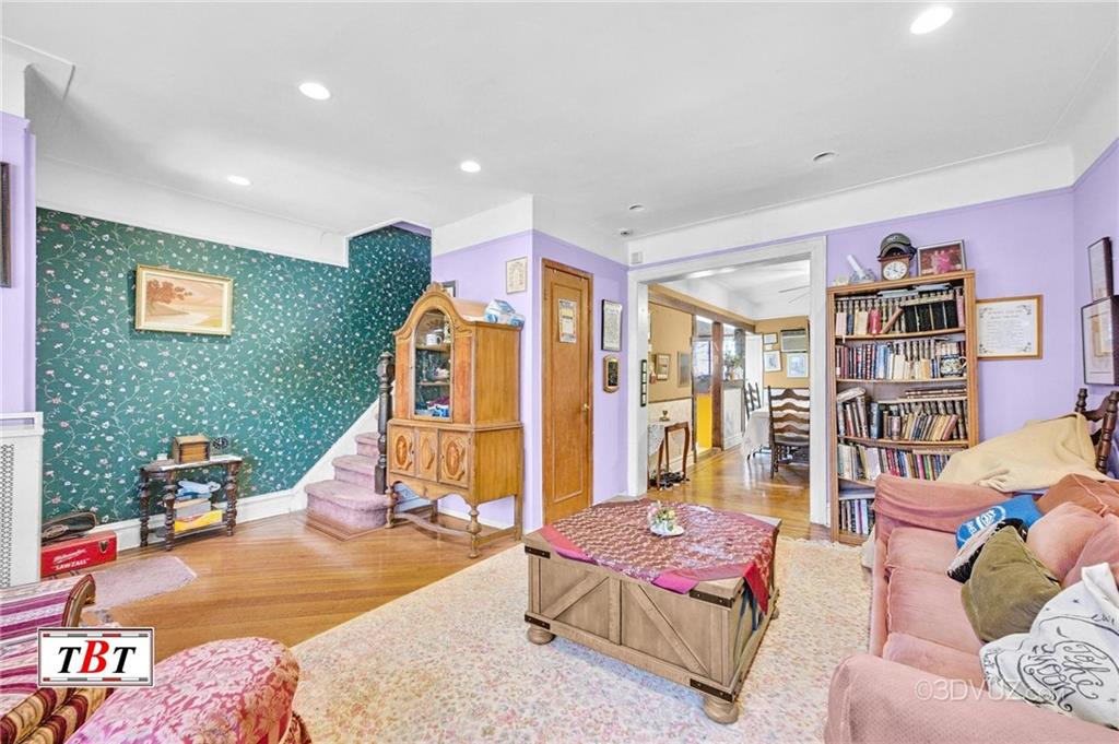 2052 East 28th Street Madison Brooklyn NY 11229