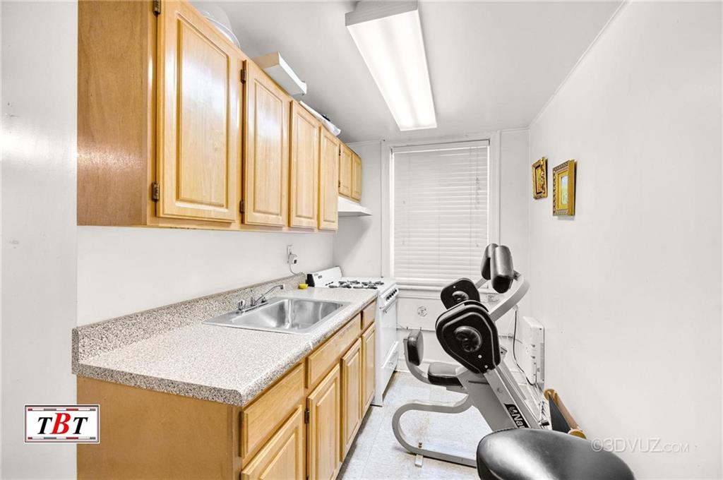 2052 East 28th Street Madison Brooklyn NY 11229
