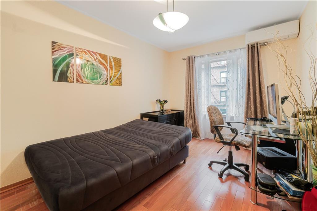 2267 East 8th Street Gravesend Brooklyn NY 11223