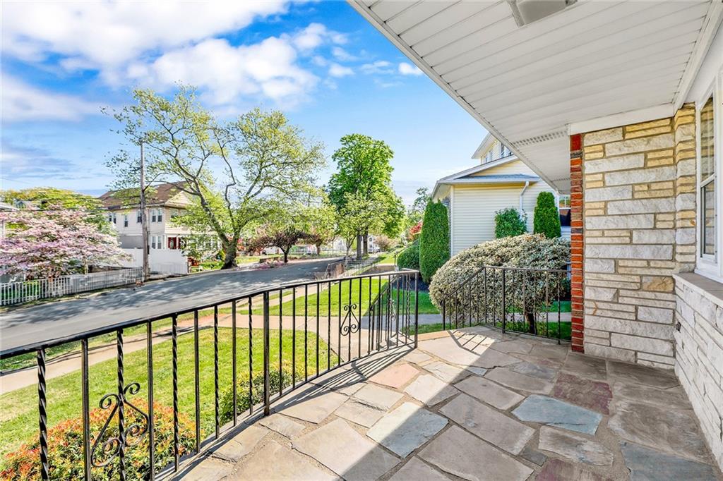 328 Stanley Avenue Staten Island NY 10301