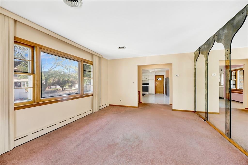 328 Stanley Avenue Staten Island NY 10301