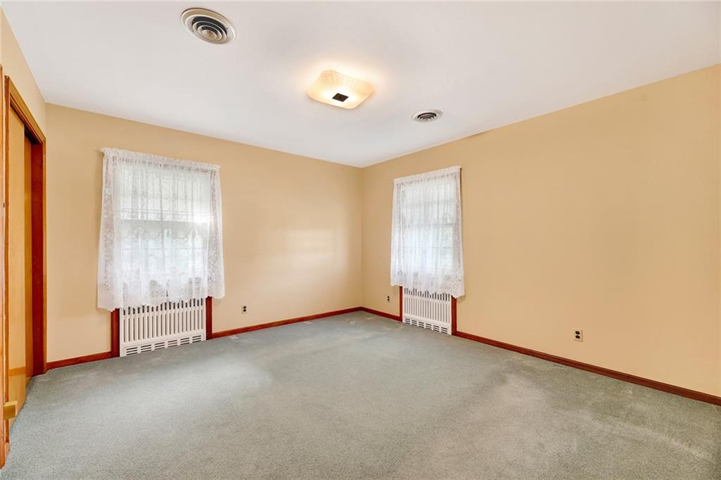 328 Stanley Avenue Staten Island NY 10301