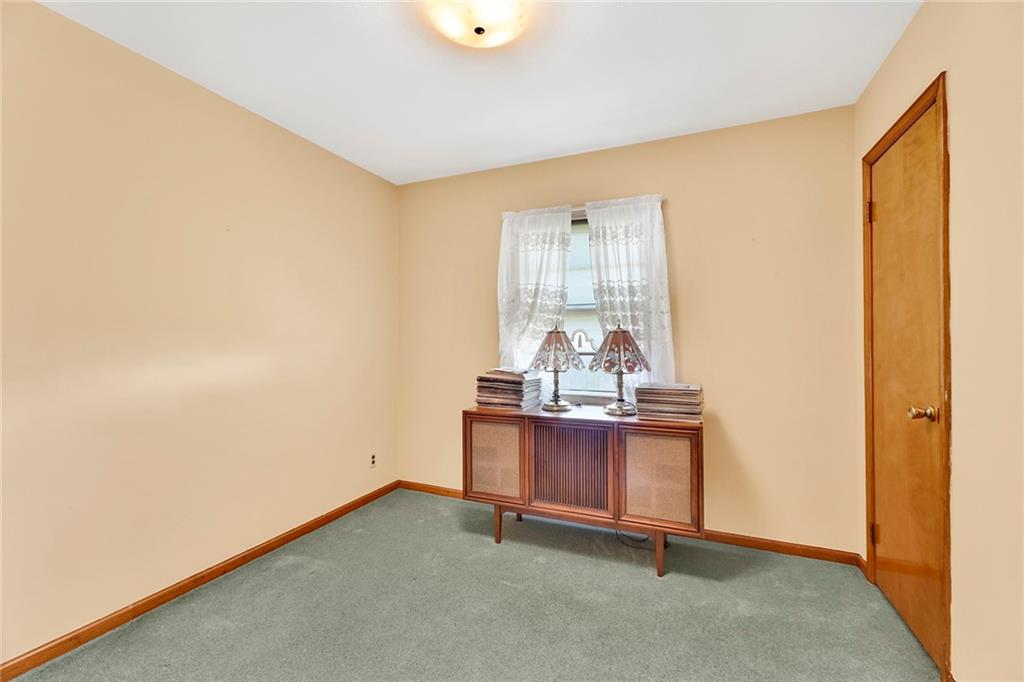328 Stanley Avenue Staten Island NY 10301
