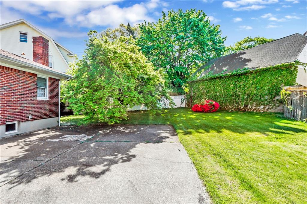 328 Stanley Avenue Staten Island NY 10301
