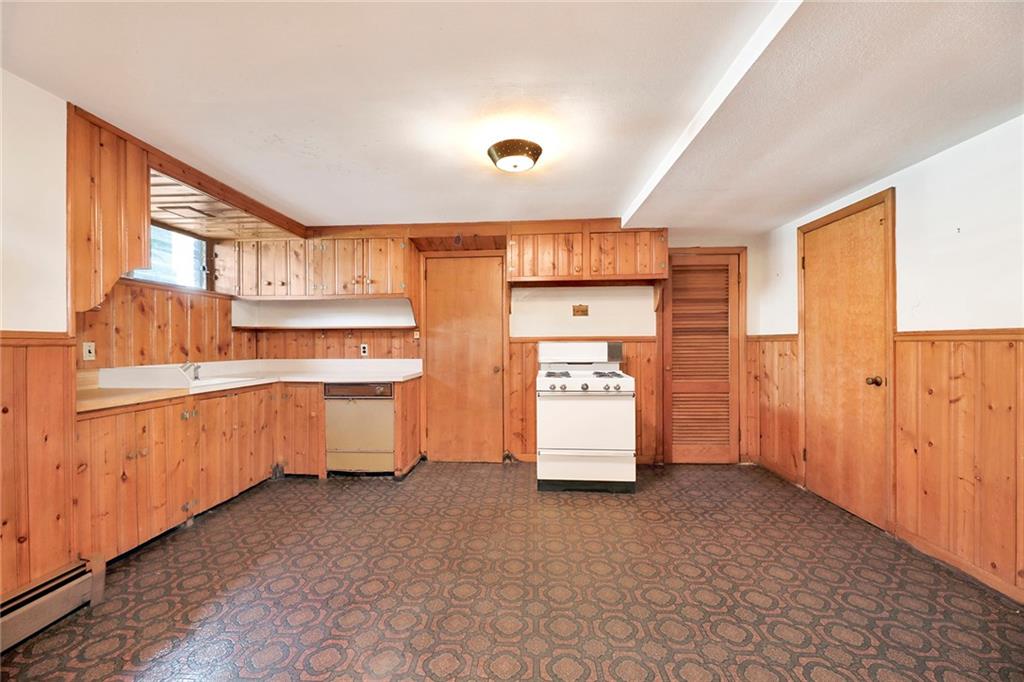 328 Stanley Avenue Staten Island NY 10301