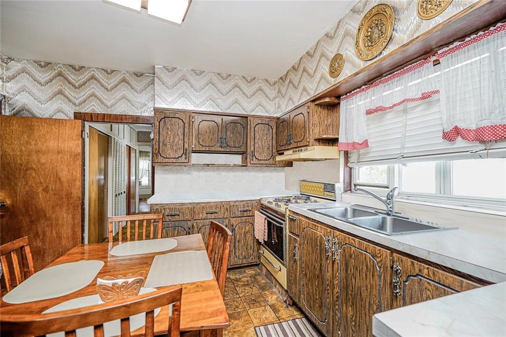 222 Albemarle Road Flatbush Brooklyn NY 11218