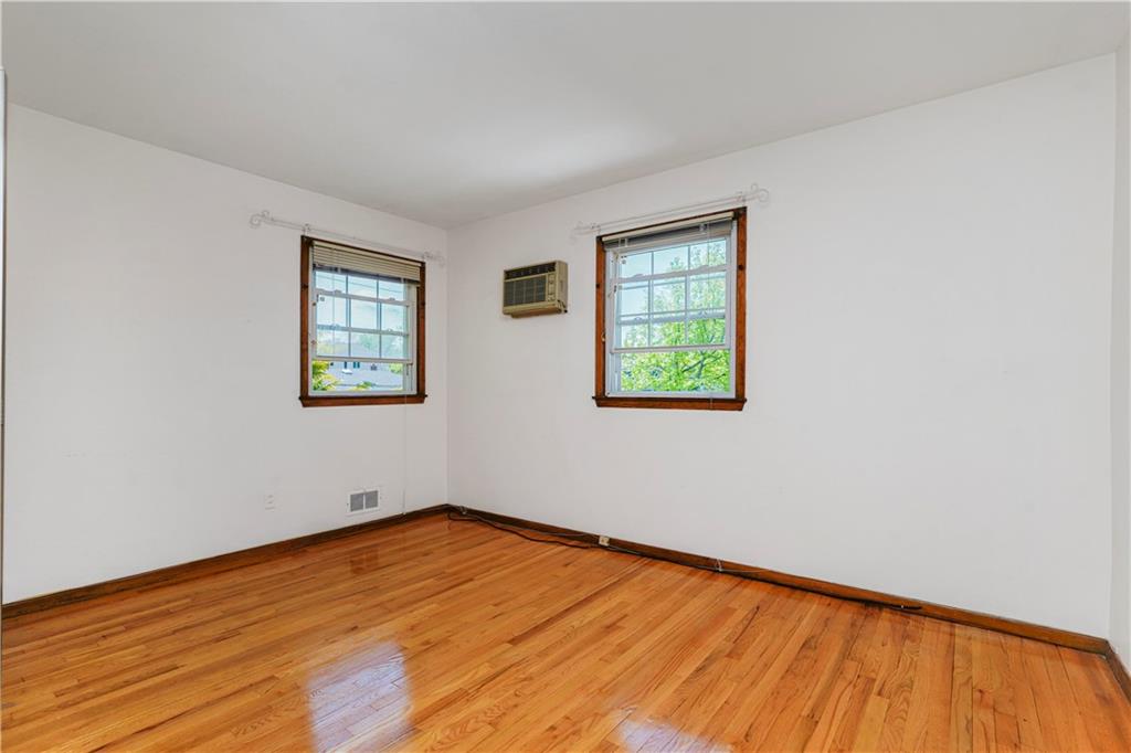 134 Greaves Avenue Great Kills Staten Island NY 10305
