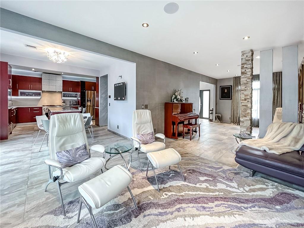 166 Pinewood Avenue Richmond Town Staten Island NY 10306