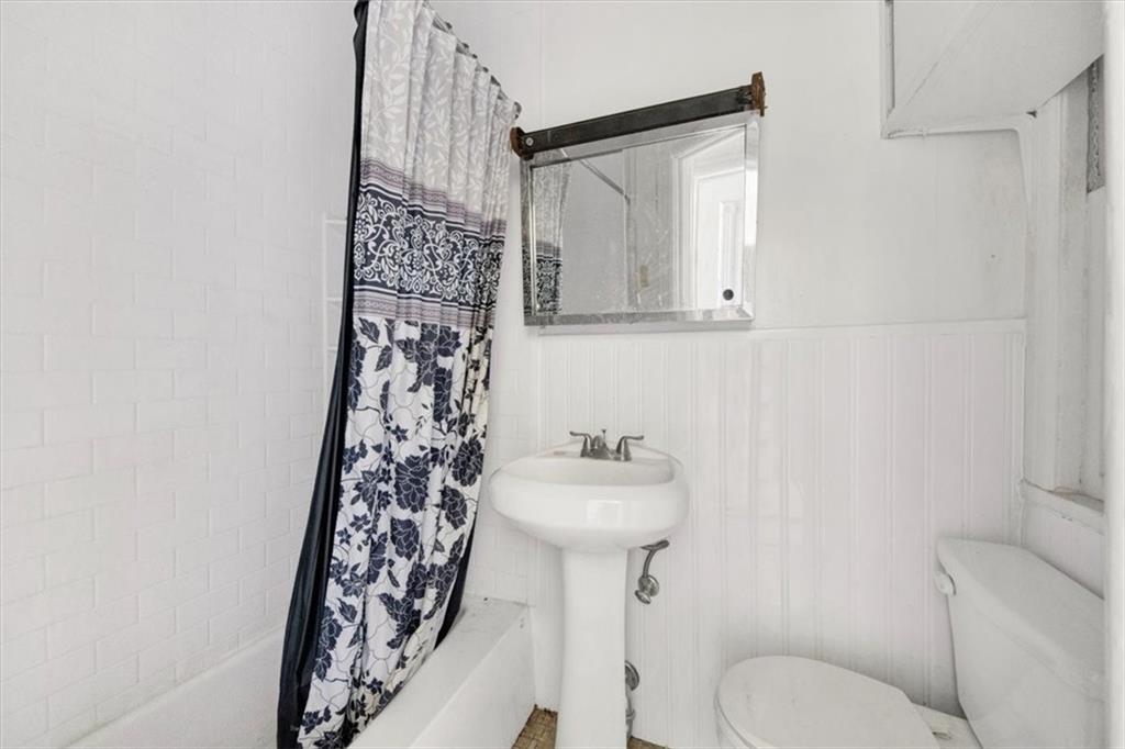 34 Gunther Place Ocean Hill Brooklyn NY 11233