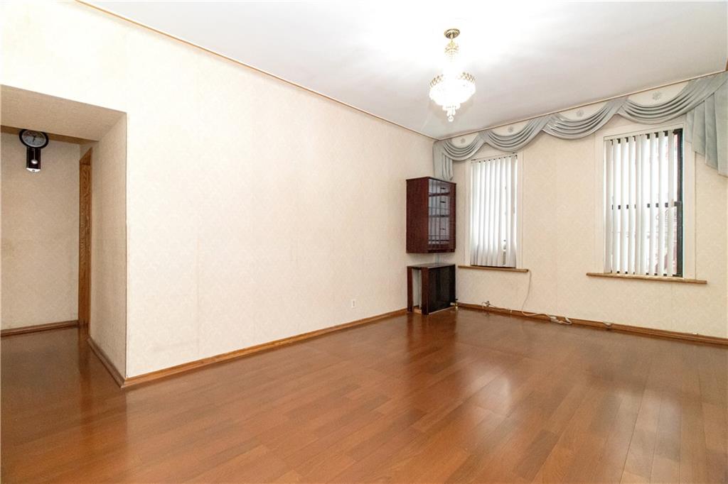8735 Bay Parkway Bensonhurst Brooklyn NY 11214