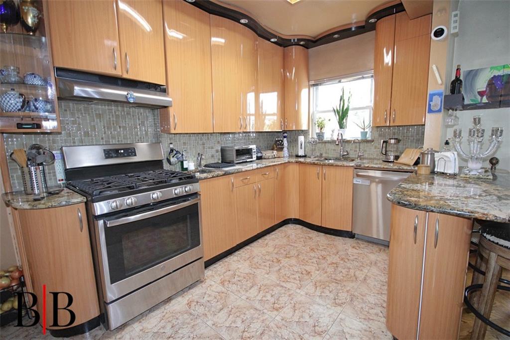 1677 East 34th Street Marine Park Brooklyn NY 00000