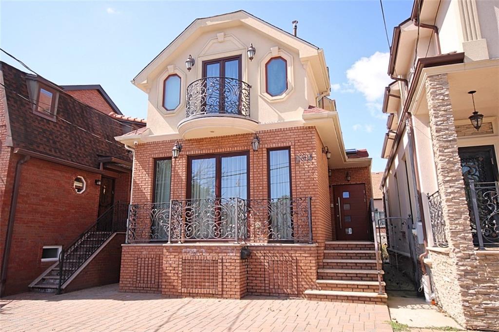 164 Oxford Street Manhattan Beach Brooklyn NY 11235