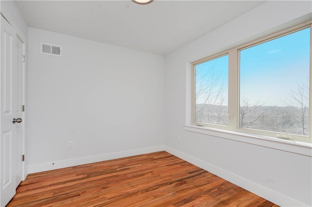 12 Ridge Court Grymes Hill Staten Island NY 10301