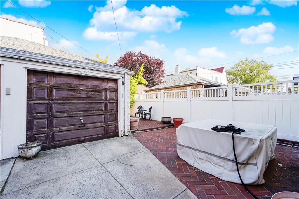 7716 10th Avenue Dyker Heights Brooklyn NY 11228