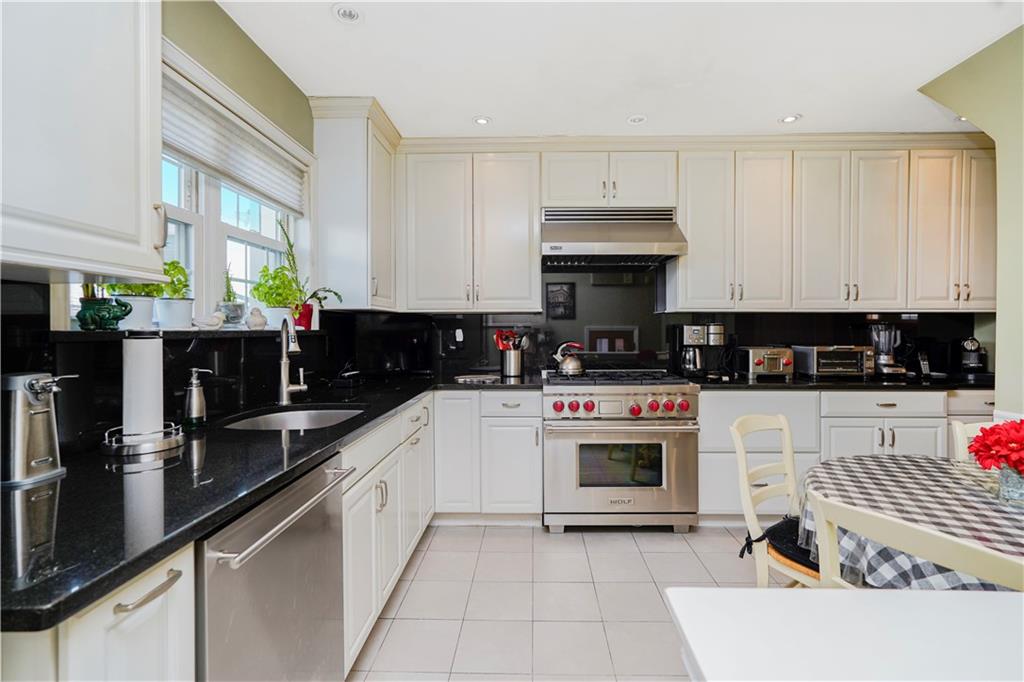 7716 10th Avenue Dyker Heights Brooklyn NY 11228