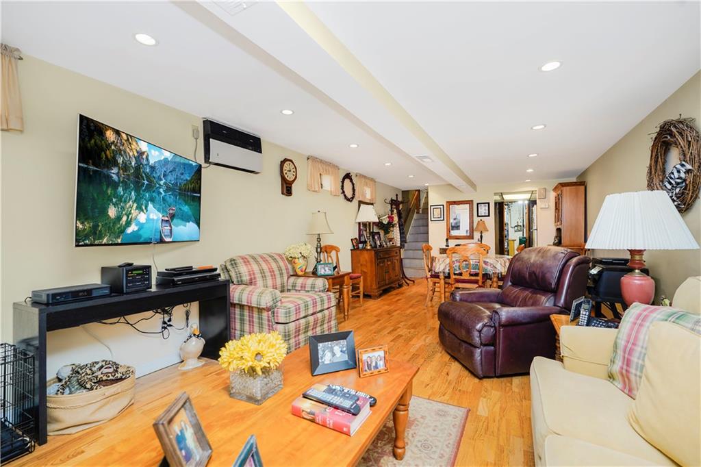 7716 10th Avenue Dyker Heights Brooklyn NY 11228