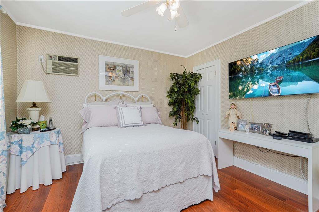 7716 10th Avenue Dyker Heights Brooklyn NY 11228
