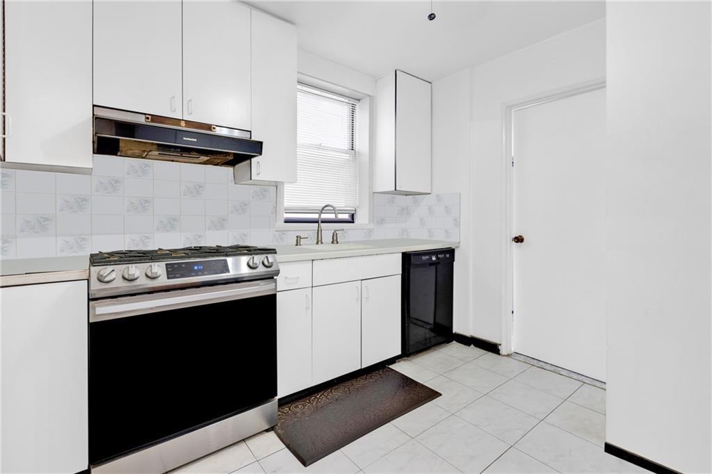 2580 Ocean Parkway Sheepshead Bay Brooklyn NY 11235