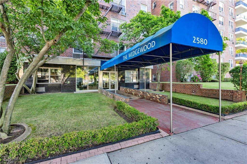 2580 Ocean Parkway Sheepshead Bay Brooklyn NY 11235