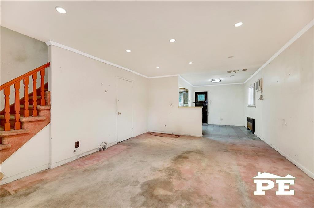 63-24 137th Street Flushing Flushing NY 11367
