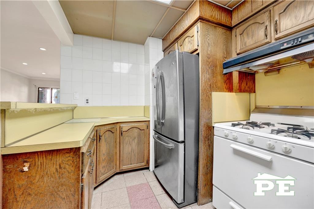 63-24 137th Street Flushing Flushing NY 11367