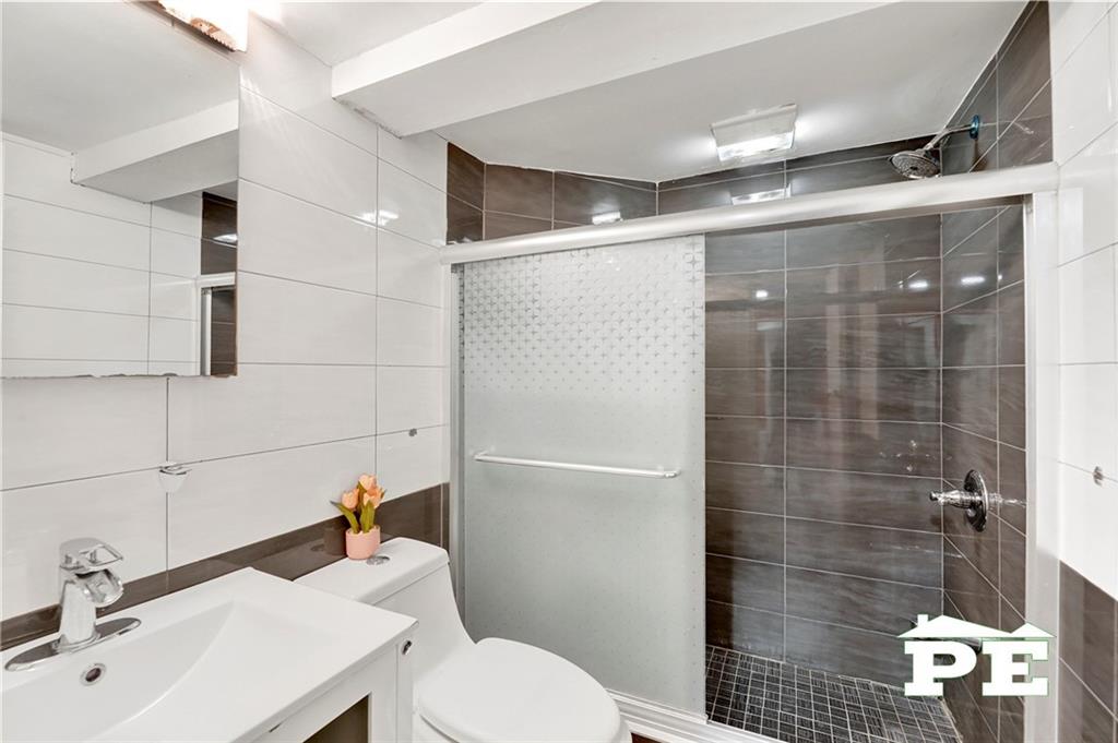 2758 East 26th Street Sheepshead Bay Brooklyn NY 11235