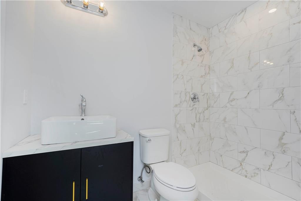 14 Ridge Court Grymes Hill Staten Island NY 10301