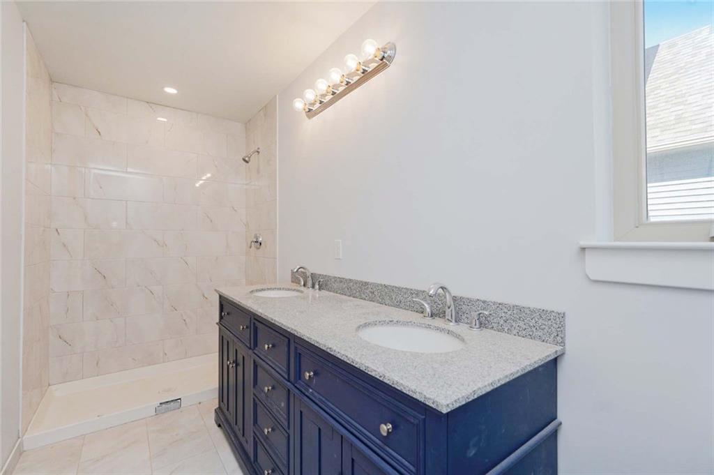 14 Ridge Court Grymes Hill Staten Island NY 10301