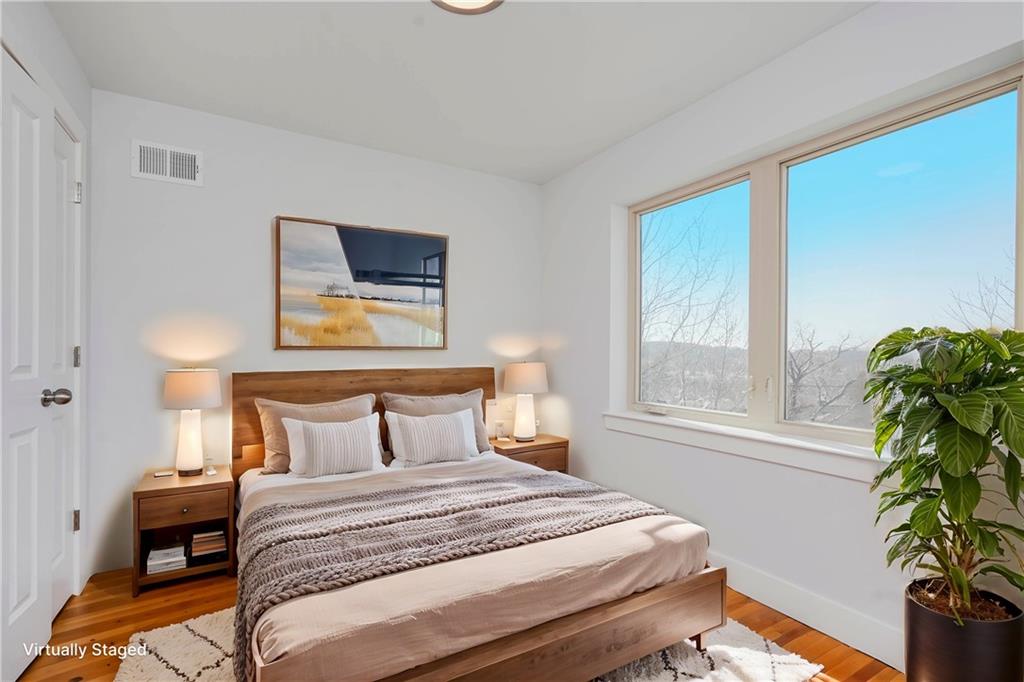 14 Ridge Court Grymes Hill Staten Island NY 10301