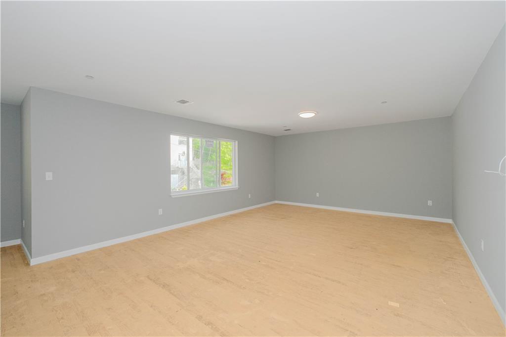 31 Cunard Avenue Grymes Hill Staten Island NY 10304