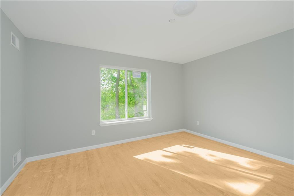43 Cunard Avenue Grymes Hill Staten Island NY 10304
